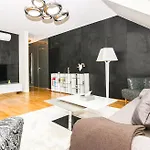 Abieshomes Serviced Apartments - Downtown