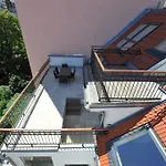 Debo Apartments Lackierergasse - Contactless Check In