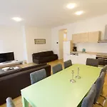 Debo Apartments Schoenbrunner Strasse - Contactless Check In