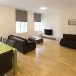 Debo Apartments Schoenbrunner Strasse - Contactless Check In
