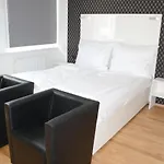 Vienna Inn Apartments