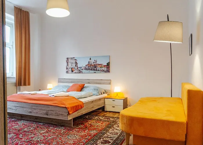 Comfy 2BR- Apartment near Wiener Stadthalle