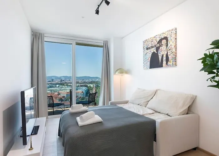Design Apartment With Amazing View Over Vienna