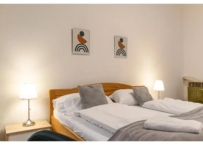 Family-Friendly 2Br Apt.-Perfect For Longstays