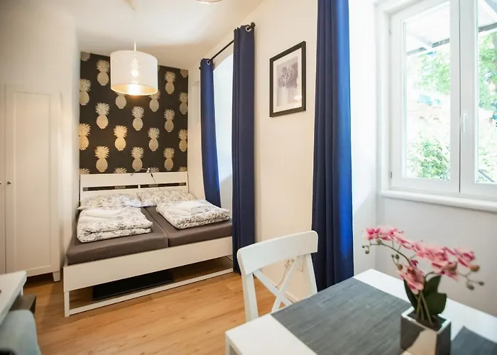 Urban House Apartments