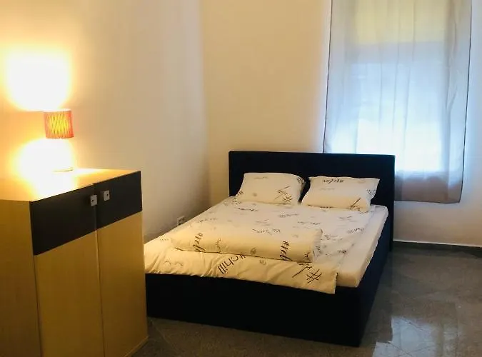 Easy Check Room