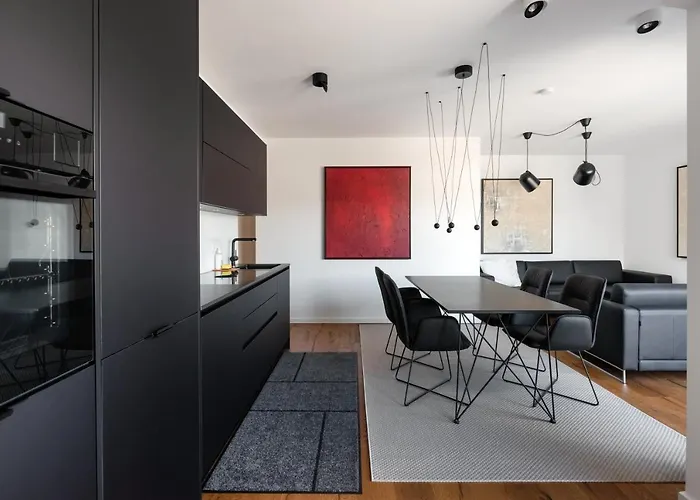Stylisches Apartment In Zentraler Gruenruhelage Mit Garagenplatz