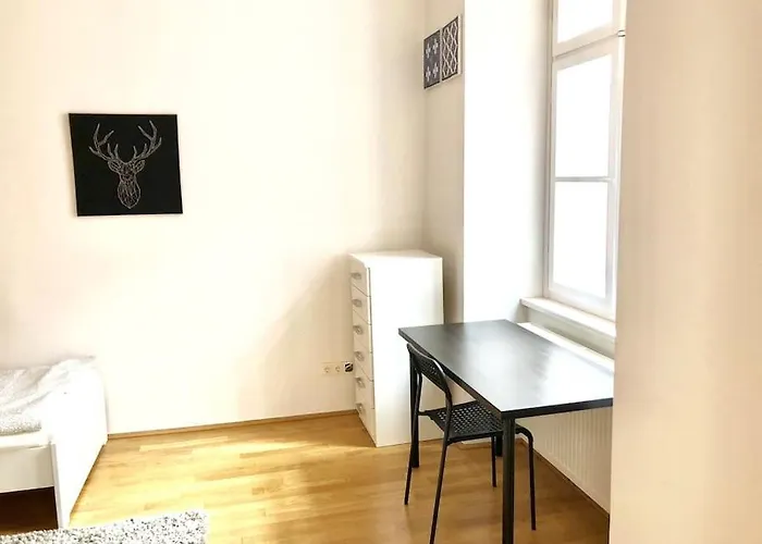 City Centre - Best Location, Big & New 110 M2 Apt