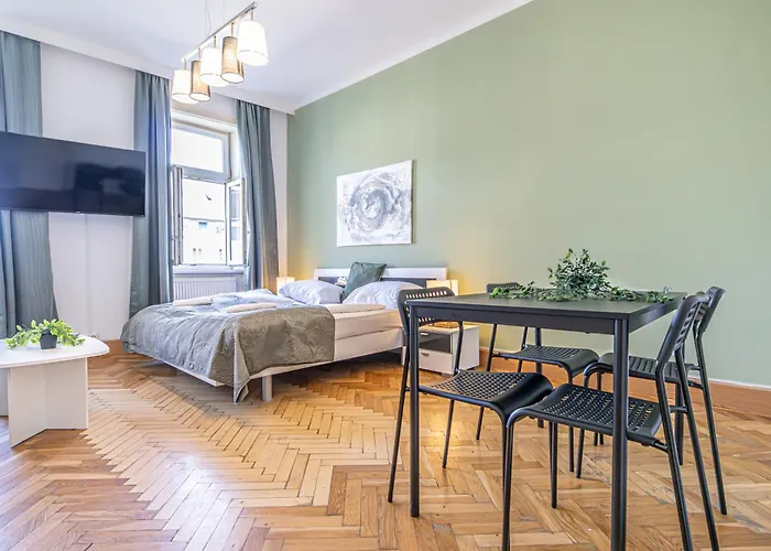 Comfortable 2Br Apt In Vienna, Prime Location