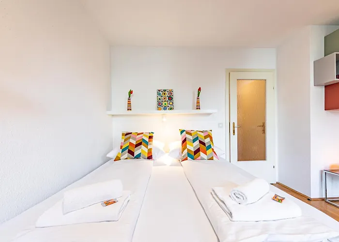 Calm & Connected By Jr City Apartments