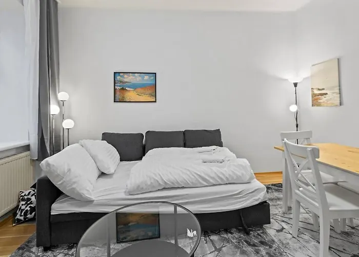 Modern Apartment Close To Center - 2Br