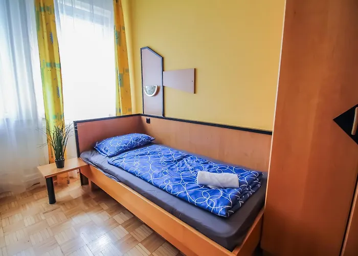 Cozy Rooms - U3 Huetteldorferstrasse