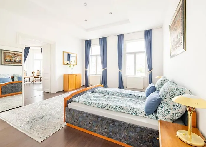 Charming Spacious Apartment