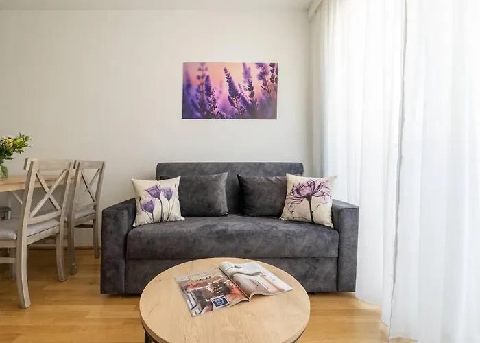 Stylish 1Br Escape, City Quick By Hm
