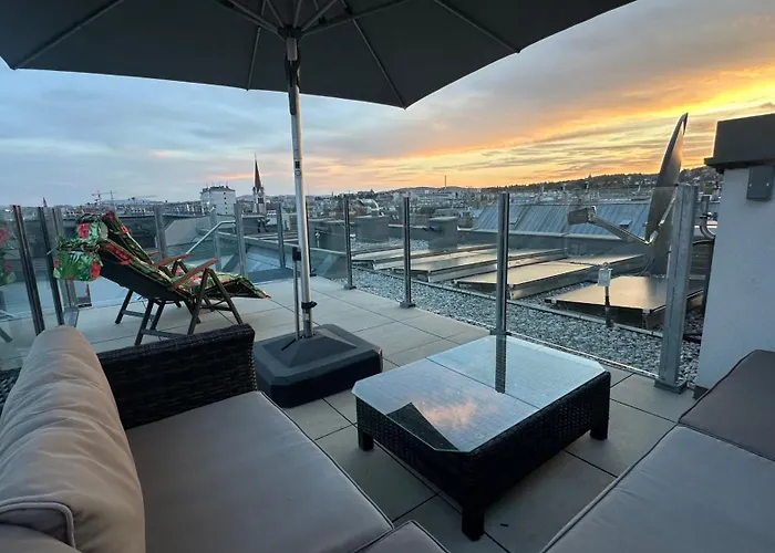Wiener Schloss Wilhelminen Apartment 360° Views