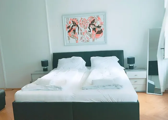 Cozy Room In Keplerplatz Kp Q