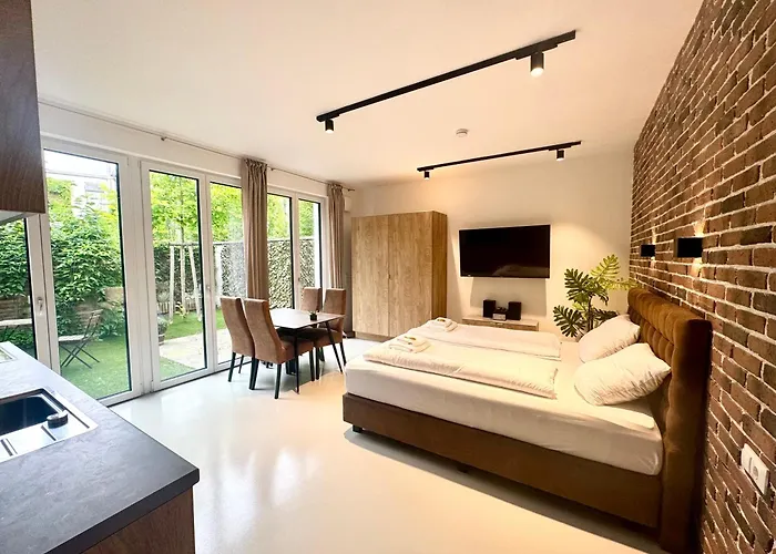 Moebliertes Apartment Mit Terrasse