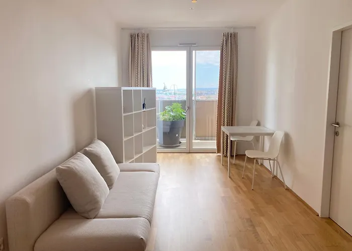 Central Vienna Comfort Cozy One-Bedroom With City Views