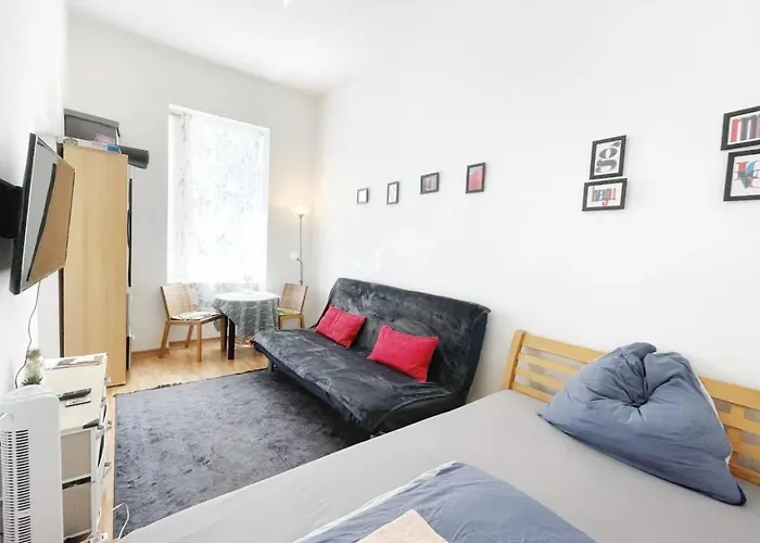 Perfectly Located Cozy Apartment