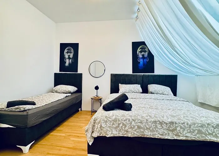 Room In A Shared Apt 6-Min Drive To Schoenbrunn