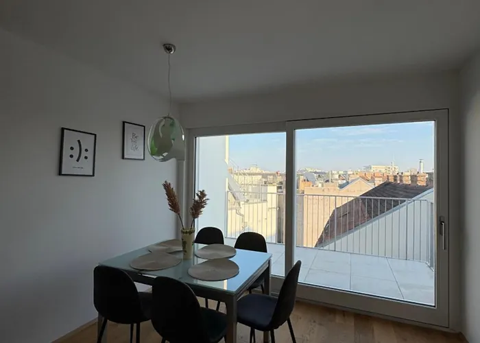 Feelhome-Terrasse-4 Gaeste-Wifi