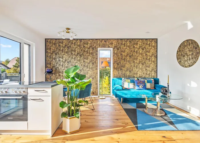 Black Suite - Whirlpool Terrace - Free Parking - Wifi