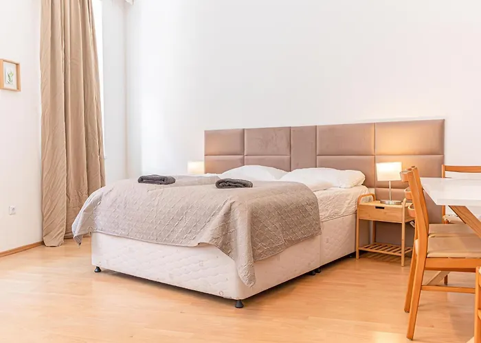 Central & Affordable 3Br The Vienna Haven