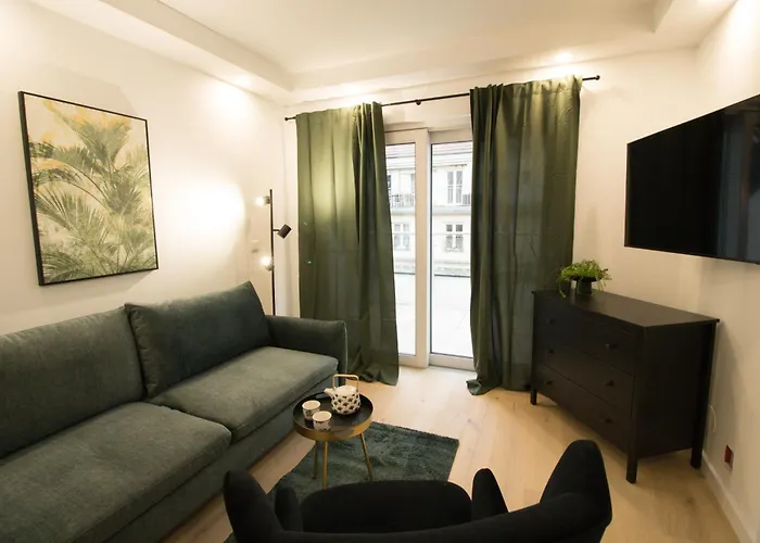 Elegant Apartment For City Lovers L Jos19