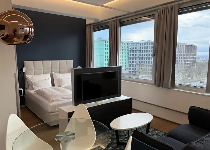 Skyline City Loft