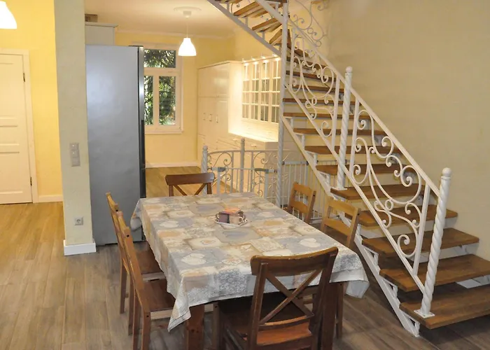 House Near To Schoenbrunn - Free Parking - 24-7 Check In - 8 Person