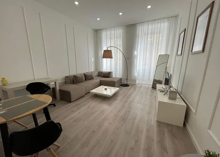 Stayin - Elegant Design Apartment With Garden