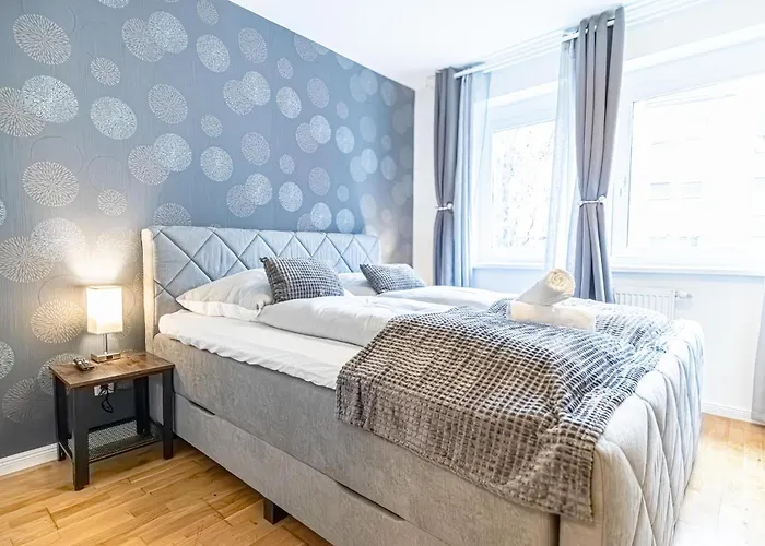 9-Min To City Center, Comfy 1Br And 1Lr With Balcony