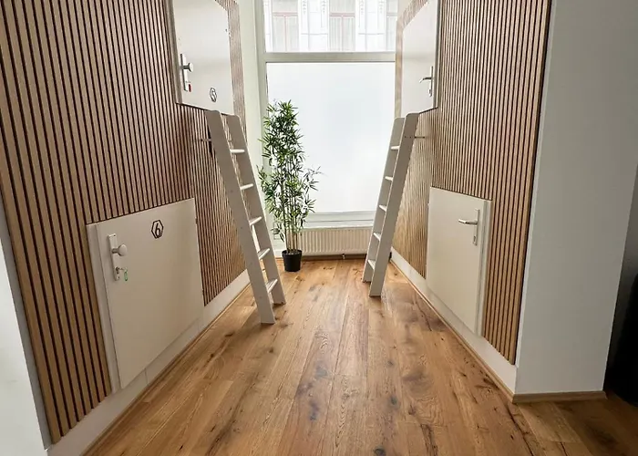 Robin Wood Apartment