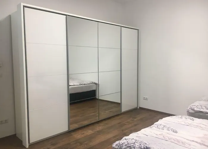 Apartment Near City Center 2Nd District