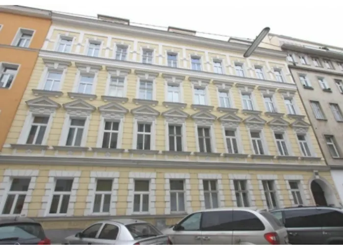 Momore Apartments