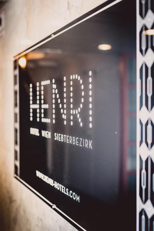 Henri Siebterbezirk Hotel 4*