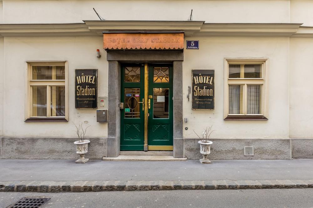 Graf Stadion Hotel Vienna