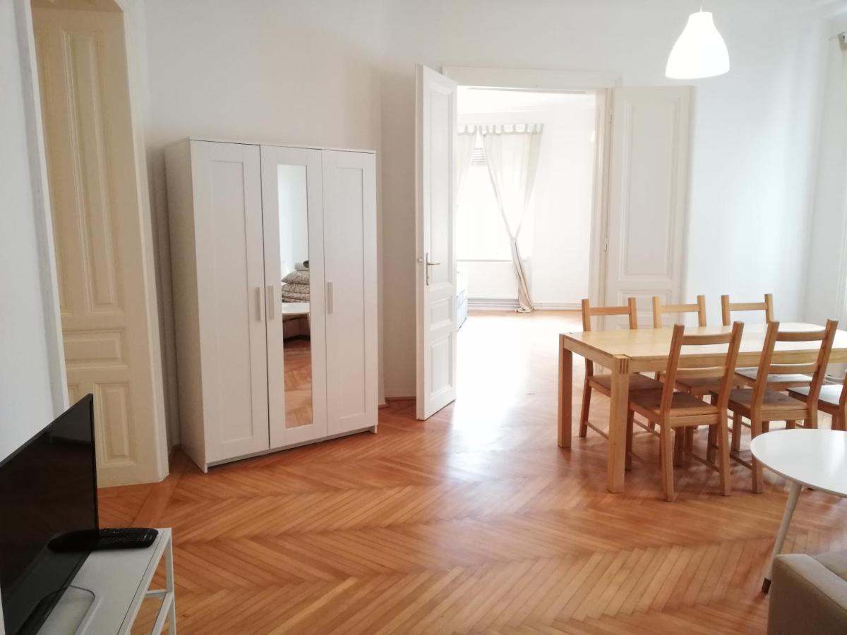 Central Living - Schoenbrunn Apartment Vienna