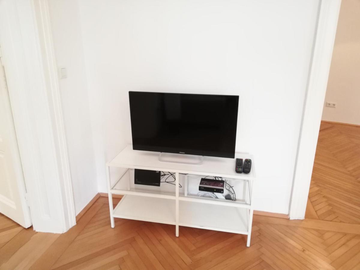 Central Living - Schoenbrunn