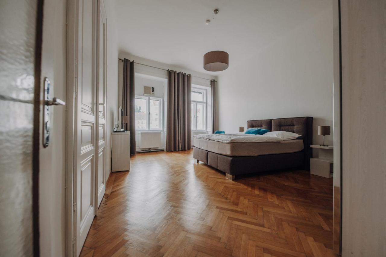 Karmelita Vienna