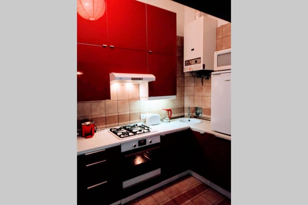 Family With Two Bathrooms Near To Center
