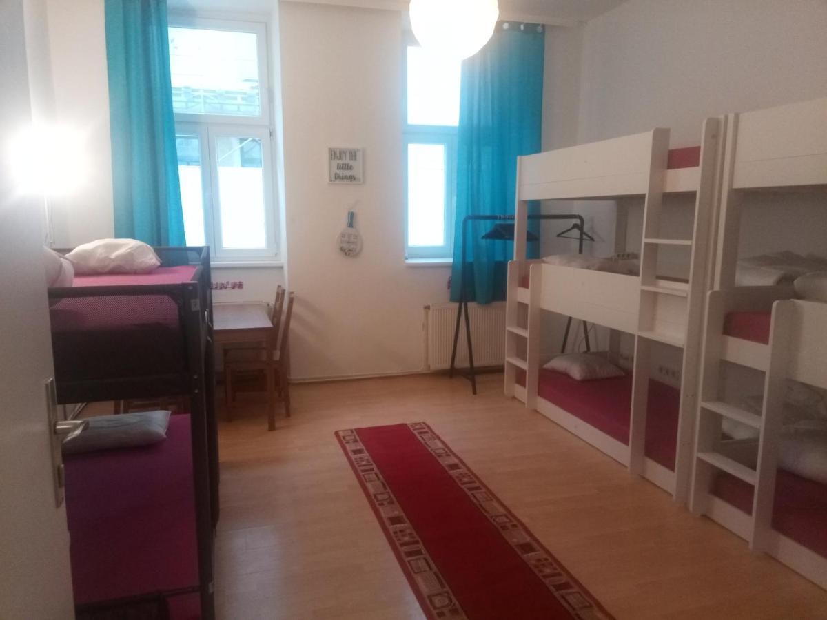 Momore Hostel Vienna