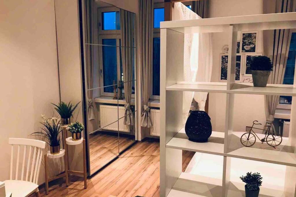 Zeus Design Modern&warm Apartment Vienna
