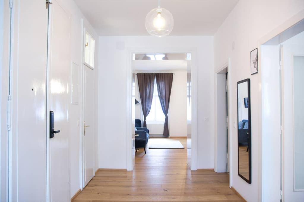 Comfort In Zentraler Lage I Levestate Apartment