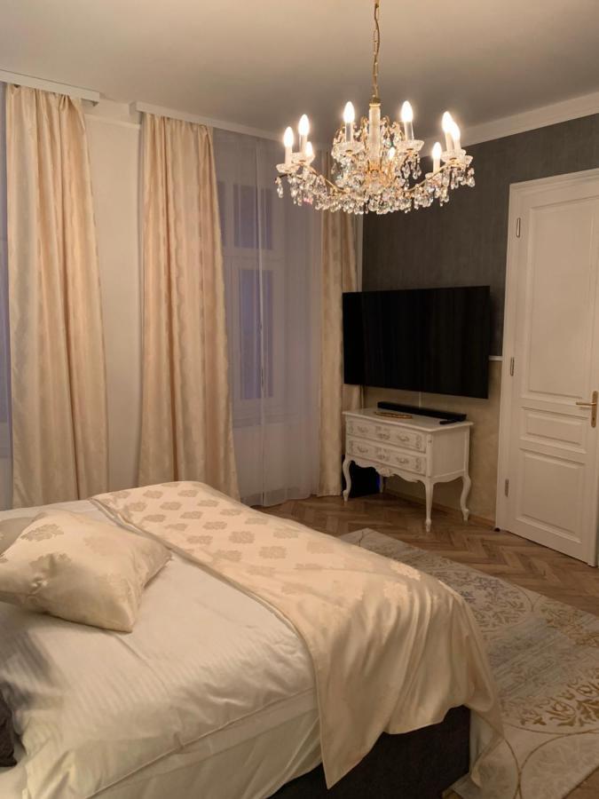 Sophies Place Yppenplatz - Imperial Lifestyle Parking Apartment *