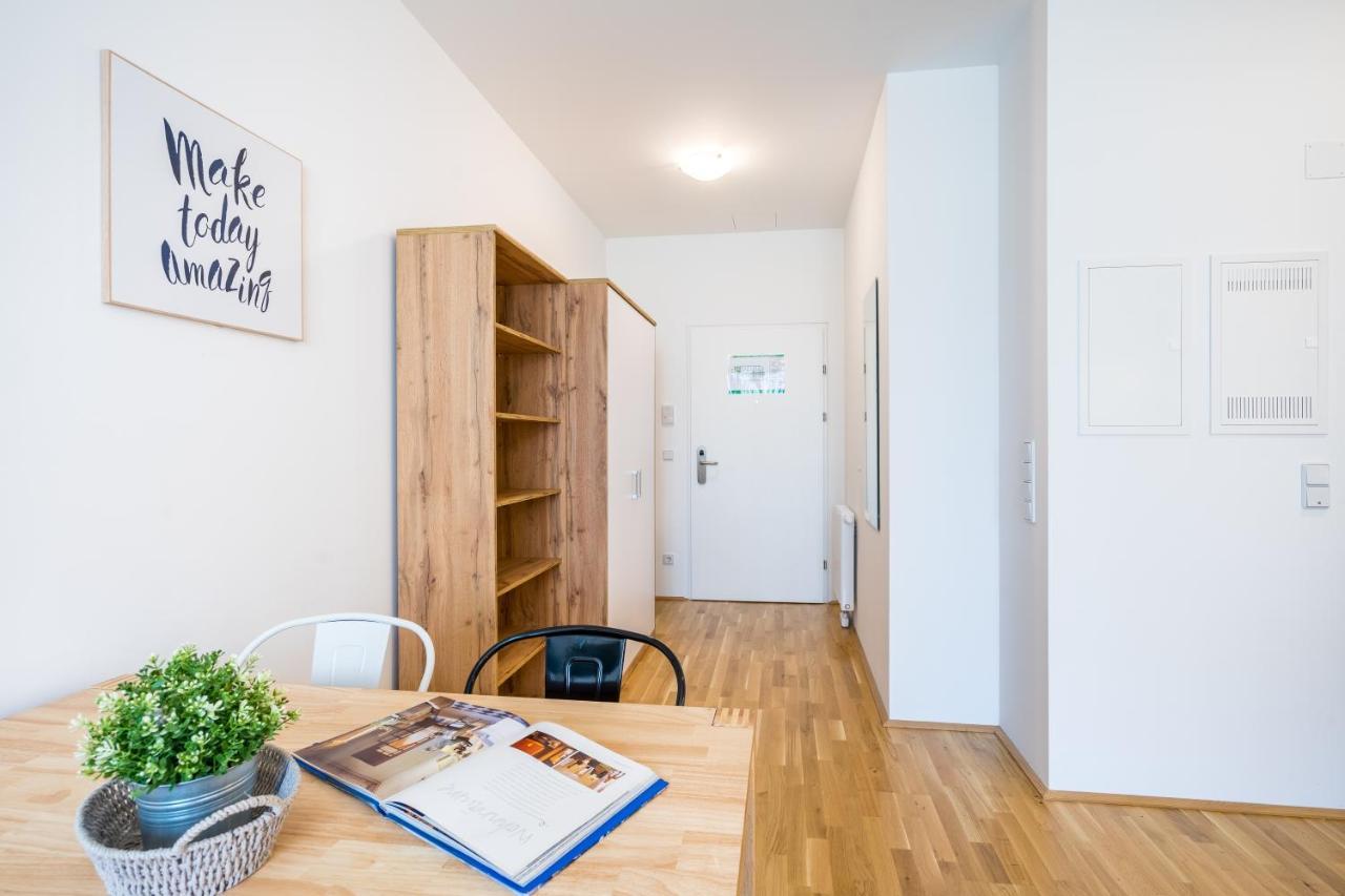 Feelgood Smartliving | Contactless Check-in