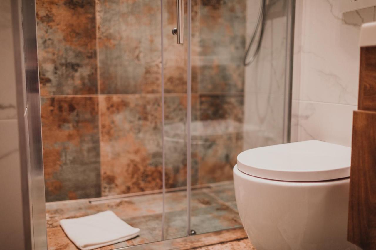 Zeus Design Wasserwelt Apartment Vienna