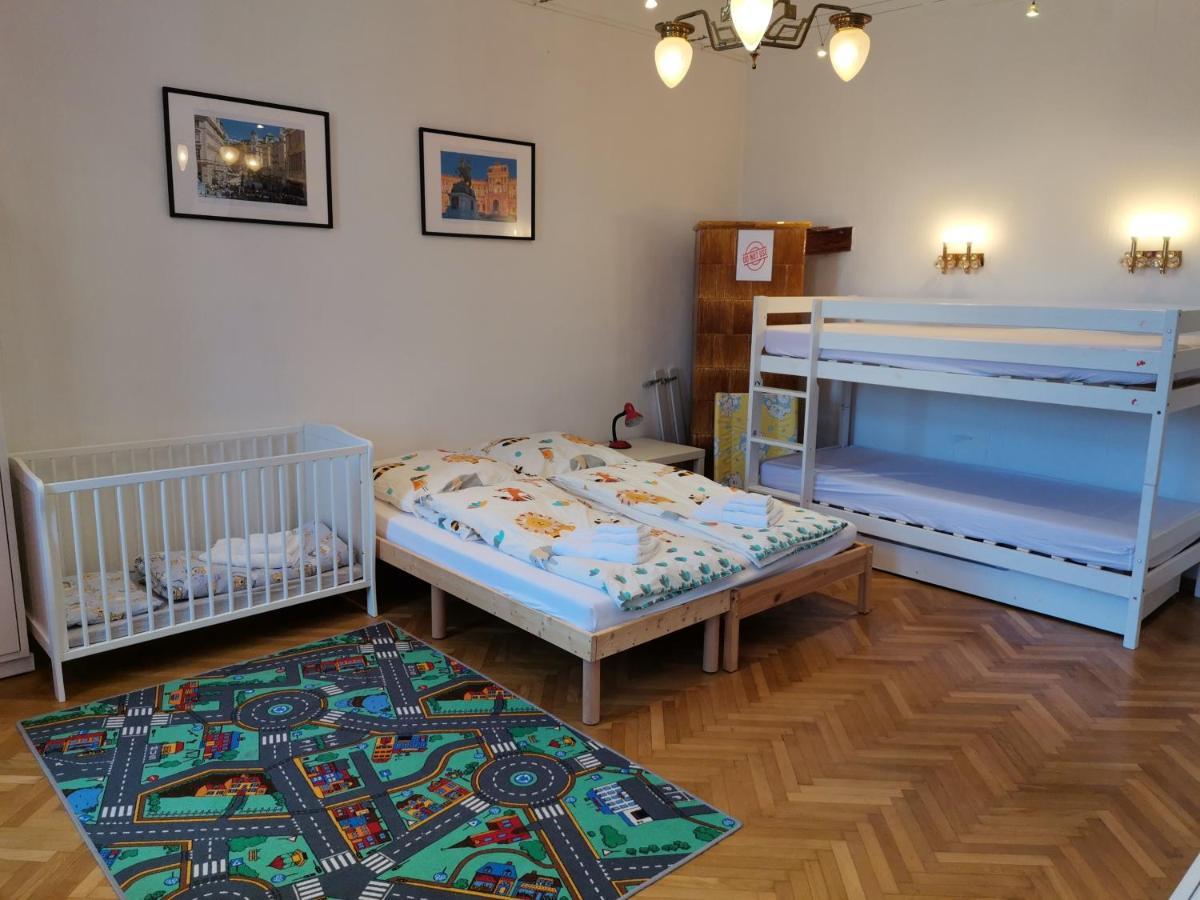 Apartment Family With Two Bathrooms Near To Center Wien