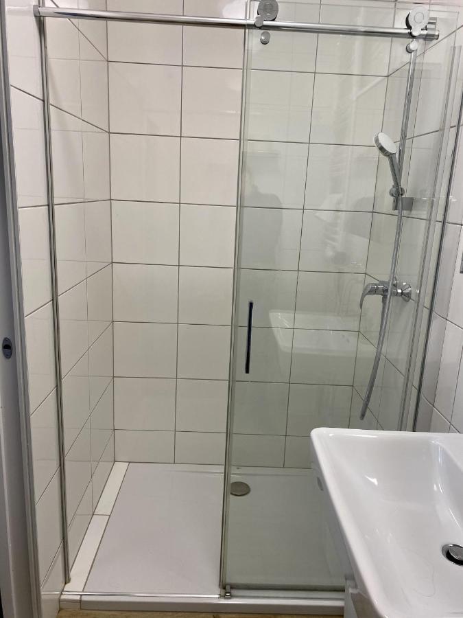 Ajo - Contactless Check-in Homestay Vienna