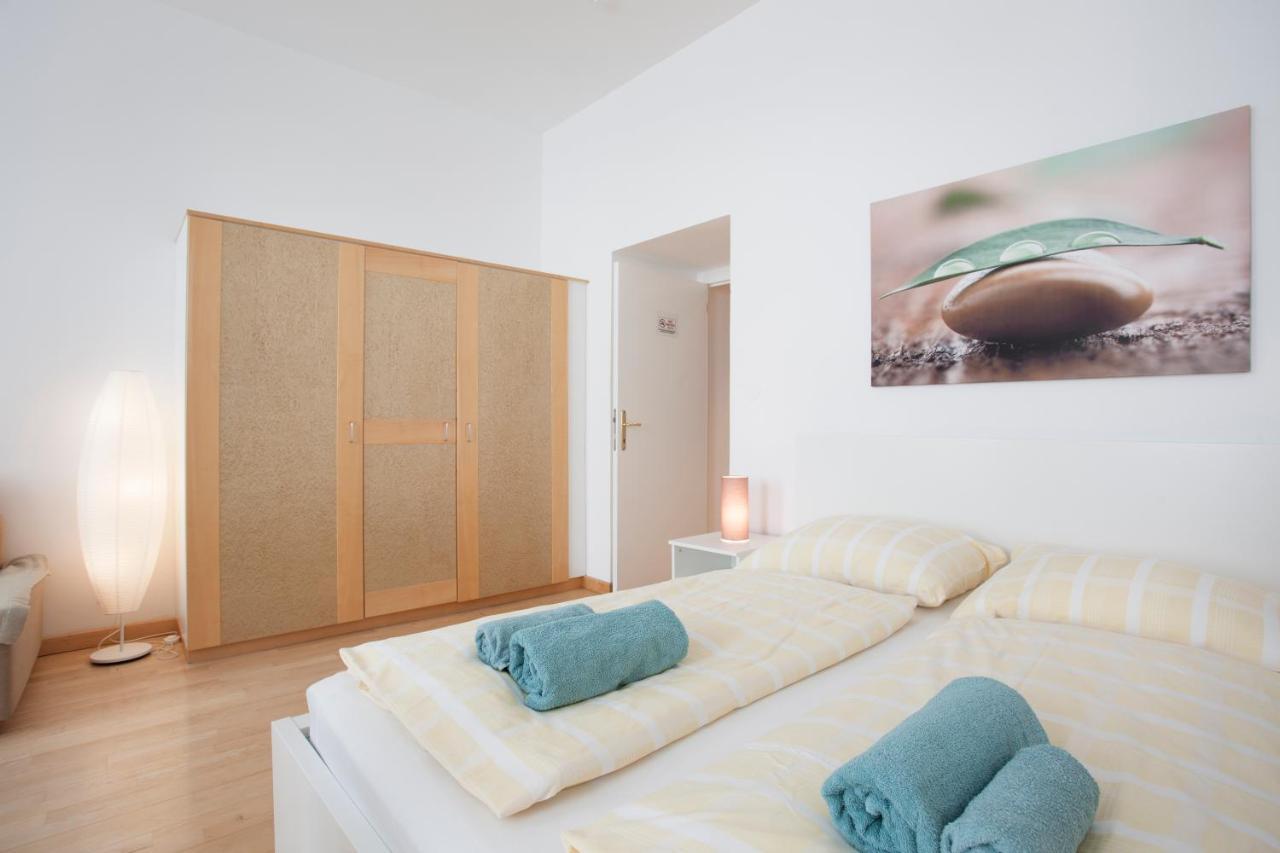 Gal Apartment *
